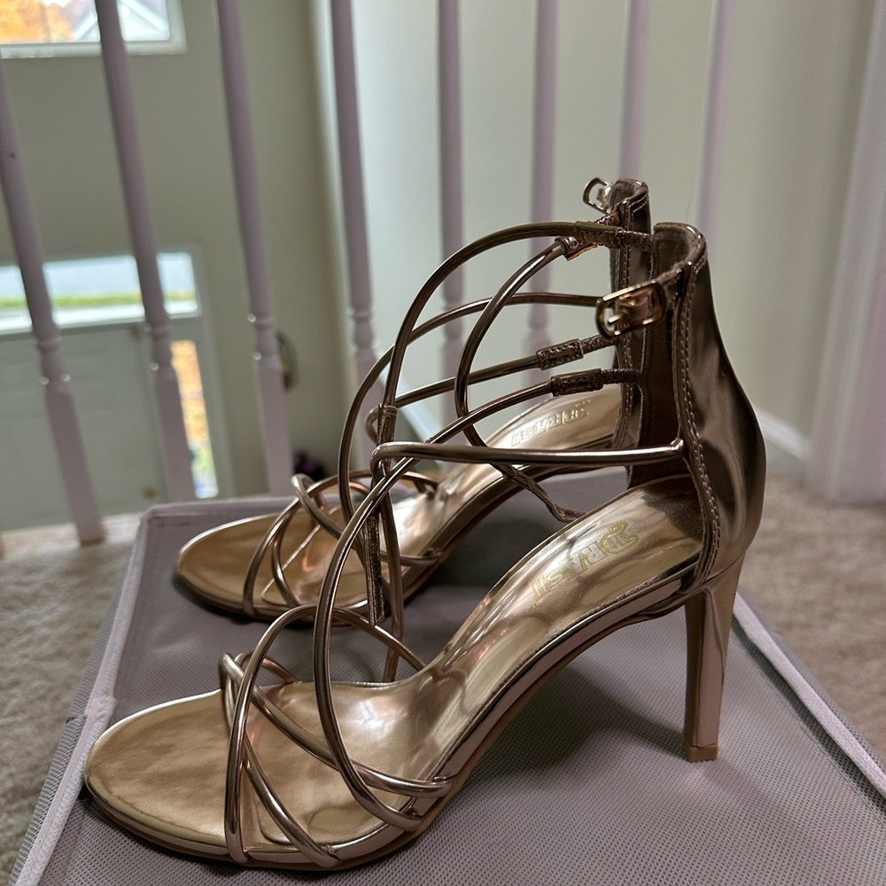 Elegant Gold Strappy Heels